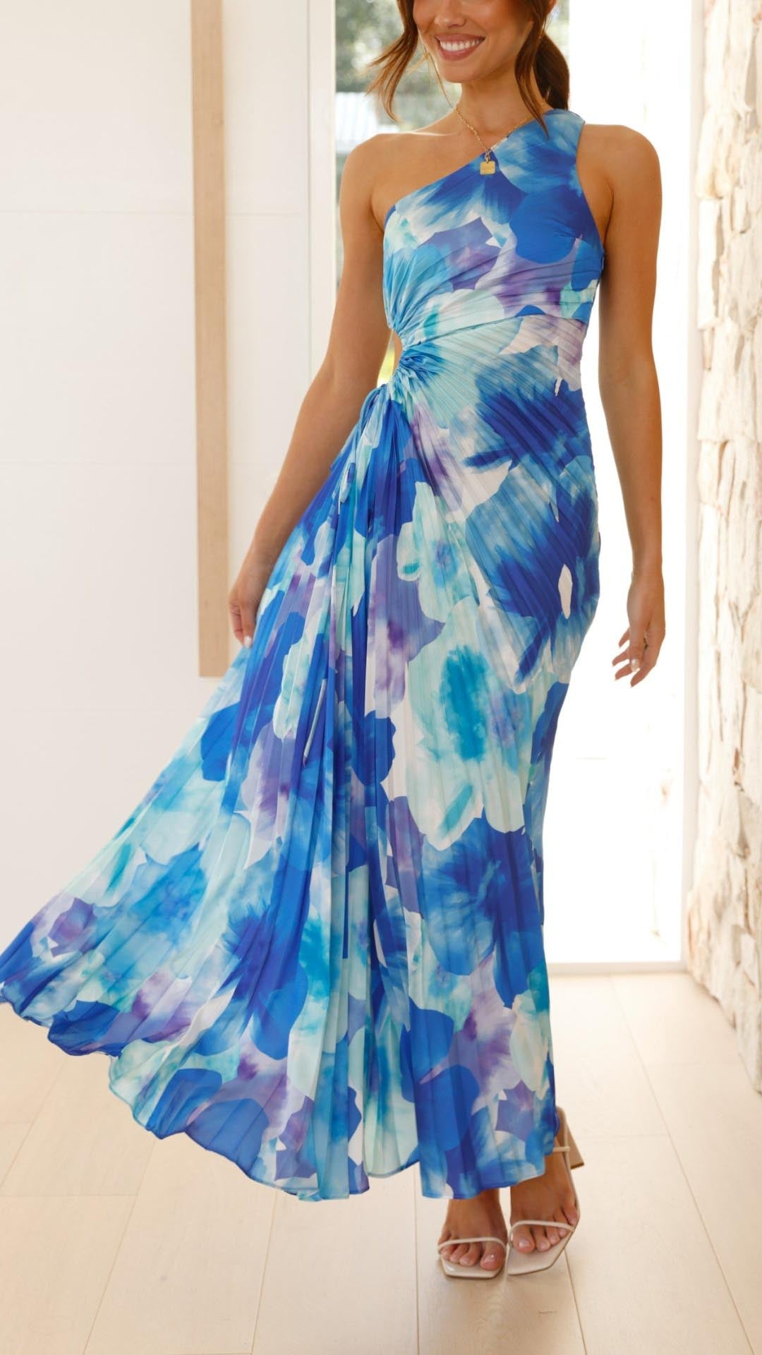 Viviana™ | Abito Maxi a Spalla Unica con Pieghe Floreali