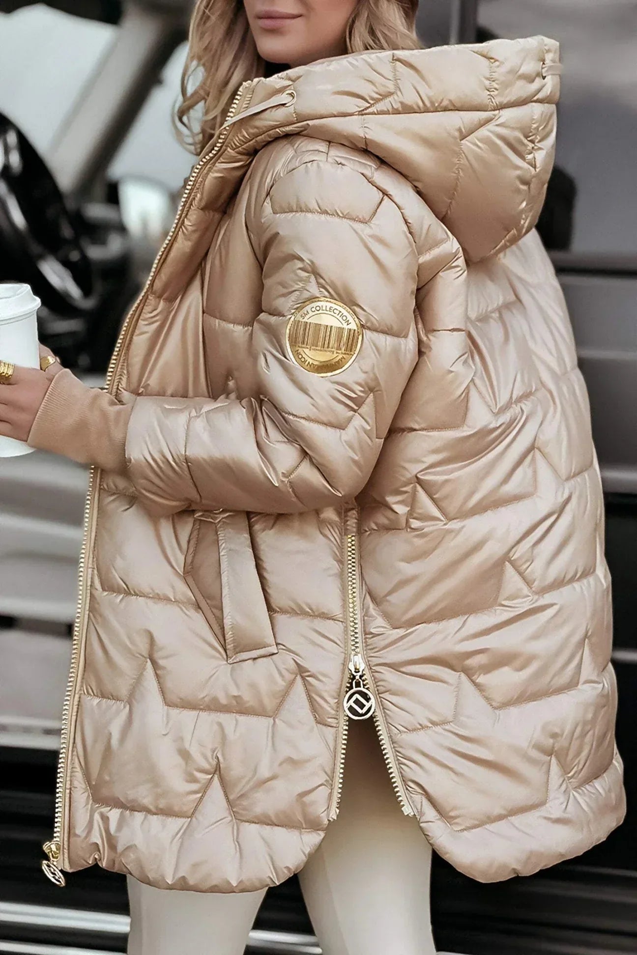 Viviana™ | Cappotto Invernale Elegante con Cappuccio e Imbottitura