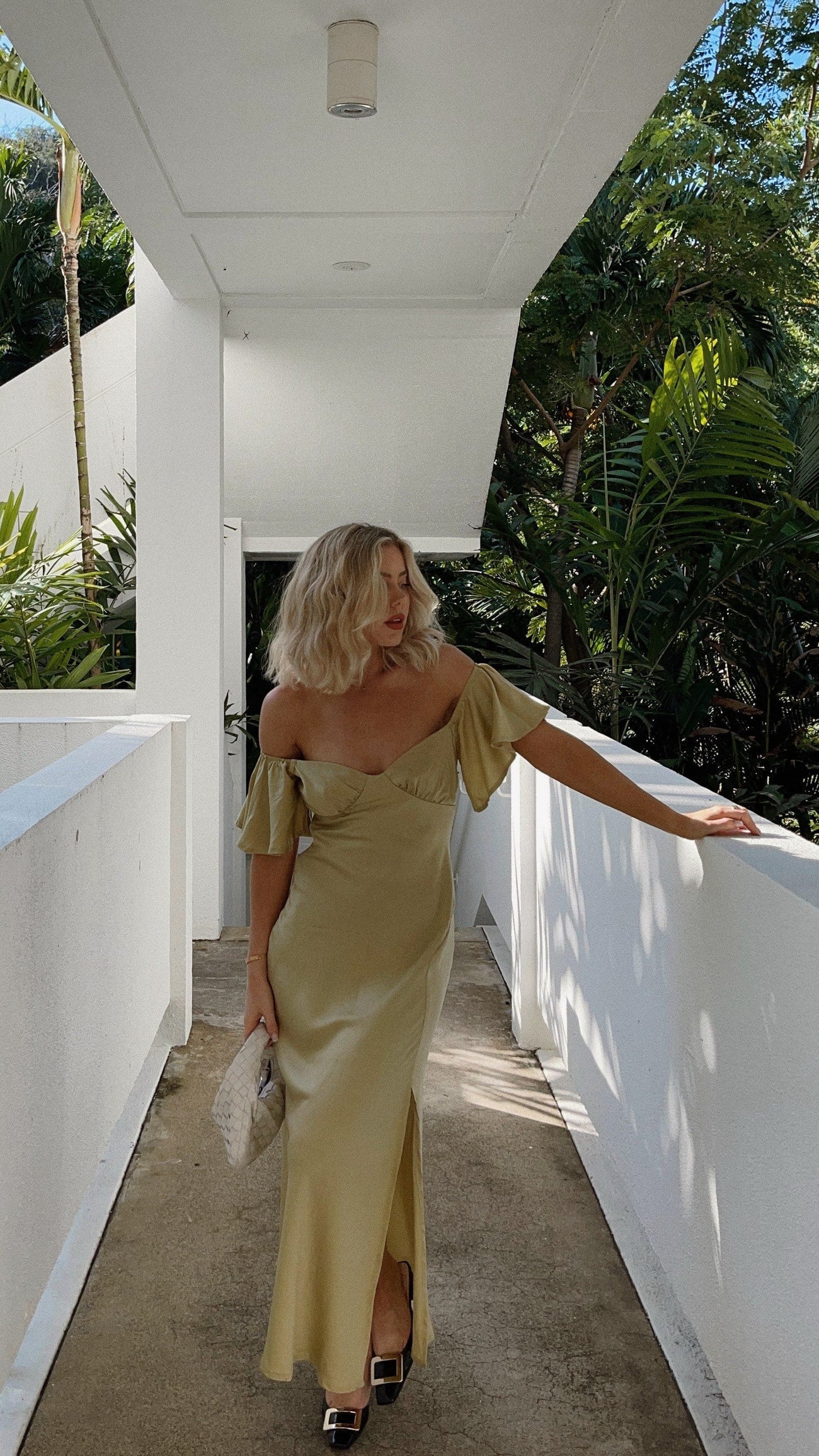 Viviana™ | Abito Maxi Off-Shoulder con Maniche a Farfalla